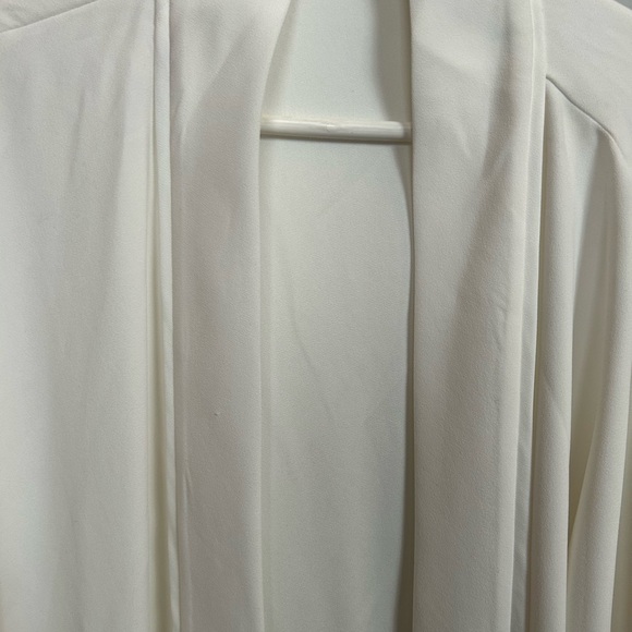 Trina Turk kimono with fringe sleeves - Picture 3 of 3